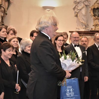 Vojtěch Jouza a komorní sbor En Arché 18. 9. 2022 v kostele Nejsvětější Trojice